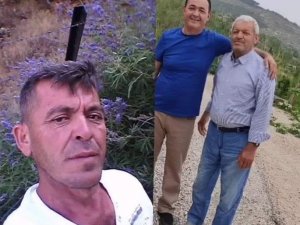 Cenazenin Mezar Tahtalarını Yerleştirirken Kalp Krizi Geçirip Öldü