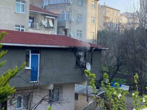 Maltepe’de Madde Bağımlısı Olduğu İddia Edilen Şahıs Evini Yaktı
