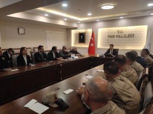 Van’da 2023 Yılı “İ̇nci Kefali Av Yasağı Komisyon Toplantısı” Yapıldı