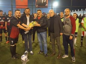 Sarıgöl’de Depremzedelerin Yararına Halı Saha Turnuvası