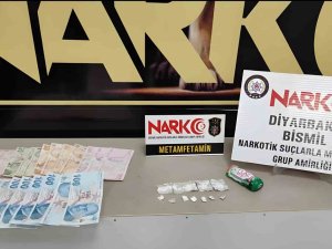 Sakız Ambalajına 12 Parça Halinde Sakladı Polisin Gözünden Kaçmadı