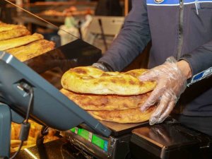 Uşak Zabıtasından Fırınlara Pide Denetimi
