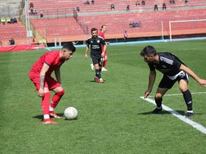 Tff 2. Lig: Zonguldak Kömürspor: 1 - Etimesgut Belediyespor: 1