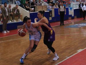 Tkbl: İ̇zmit Belediyespor: 71 - Boğaziçi Basketbol: 85