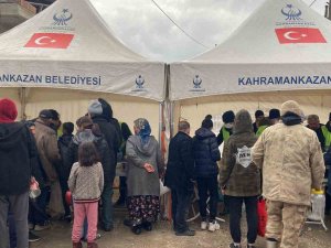 Kahramankazan Belediyesinden Deprem Bölgesi Malatya’da İftar Yemeği