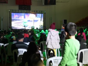 Kral Şakir Mikrop Avcıları Cumburlop Filmi Sinemadan Önce Depremzede Çocuklarla Buluştu