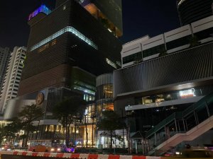 Bangkok’ta Işıklar 1 Saatliğine Kapatıldı