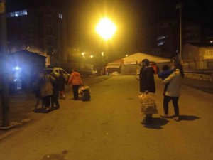 Hakkari’de 3 Büyüklüğünde Deprem