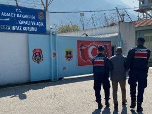 Manisa’da 6 Farklı Suçtan Aranan Hükümlü Yakalandı