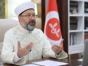 Diyanet İ̇şleri Başkanı Erbaş: “Kur’an’ı Okuyarak Ve Türk Bayrağını Tanıyarak İçinizdeki Kötülere En Büyük Cevabı Verin”