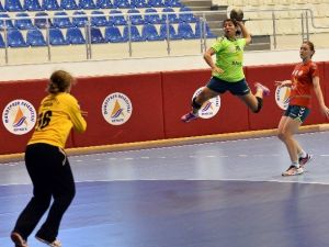 Muratpaşa Belediyespor, Süper Kupa Hazırlıklarını Sürdürüyor