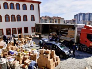 Bilecik’ten Deprem Bölgesine Kuru Gıda Yardımı