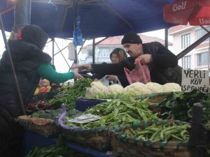 Semt Pazarlarında Ramazan Hareketliliği