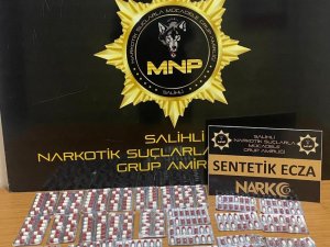 Üzerlerinde Sentetik Ecza Hapı İle Yakalandılar