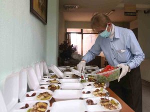 Merkezefendi’de Depremzedelere Gönül Sofrası Kuruluyor