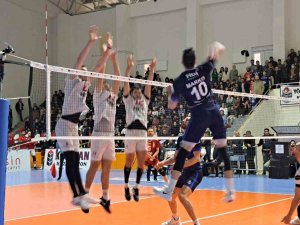 Efeler Ligi: Türşad: 3 - Galatasaray: 1