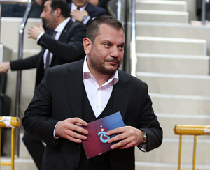 Trabzonspor'da olağanüstü genel kurulda başkanlığa Ertuğrul Doğan seçildi