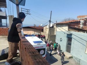 İ̇ki Aile Arasında Çıkan Kavga Kanlı Bitti: 3 Yaralı