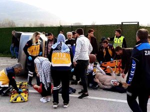 Bursa’da Alkollü Sürücü Otomobiliyle Takla Attı: 5 Yaralı