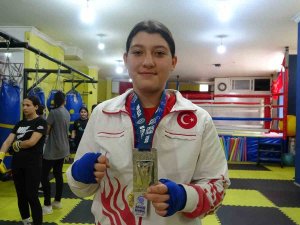 Dünya İkincisi Milli Boksörün Hedefi, Olimpiyat Şampiyonluğu