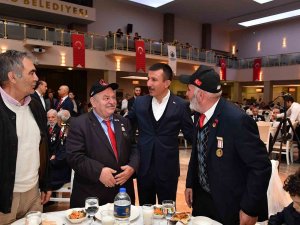 Altındağ’da Şehit Aileleri Ve Gazilerle İftar