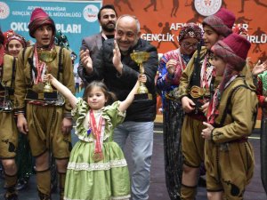 Halk Oyunlarının Yıldızı Çobanlar Oldu