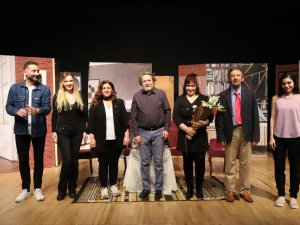 Kartal Belediyesi’nden Yaşlılara Saygı Haftası’nda Tiyatro Etkinliği