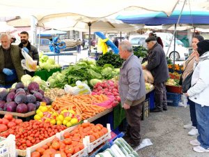 Semt Pazarlarında Ramazan Hareketliliği