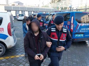 Samsun’da Uyuşturucu Ticaretinden 5 Kişi Adliyeye Sevk Edildi