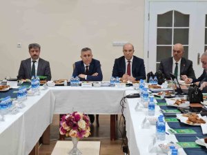 Kütahya Obm’nin Şube Ve İ̇şletme Müdürleri Tavşanlı’da Bir Araya Geldi