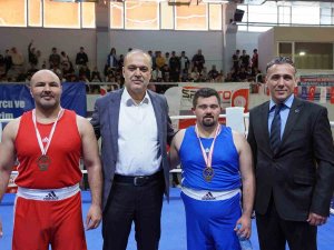 Ortaca’da Türkiye Gençler Ferdi Boks Şampiyonası