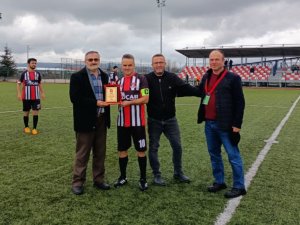 Futbolcu Ömer Bozbey Jübilesini Yaptı