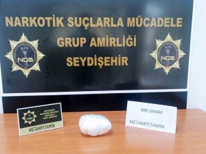 Yastık İçerisine Gizlenmiş 1 Kilo Sentetik Uyuşturucuyla Yakalanan Şahıs Tutuklandı