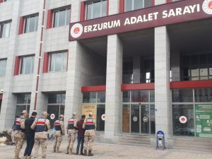 Kablo Hırsızları Jandarma’dan Kaçamadı