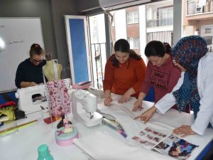 Muradiye Hanımlar Lokalinde Kurslara Yoğun İlgi