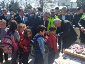 Çocuklar Trafikte Böyle Fark Edilecek