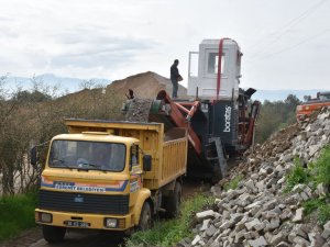 Taş Kırma Makinesi İle Ekonomiye Katkı Sağlanıyor