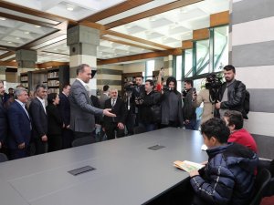 Niğde Belediyesi Kayabaşı Kütüphanesini Açtı