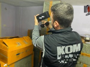 Polisten Antalya Merkezli 3 İlde Kaçakçılık Operasyonu