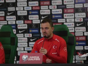 Mert Günok: “Ülke Olarak Büyük Maçları Farklı Oynuyoruz”