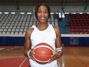 İ̇zmit Perileri’ne Amerikalı Transfer