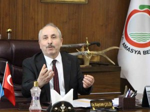 Amasya’nın Yeni Belediye Başkanı Çelik: “Çiçek Göndermeyin, Depremzedeler İçin Bağış Yapın”