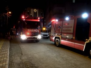 Meşaleli Doğum Günü Kutlaması Paniğe Neden Oldu