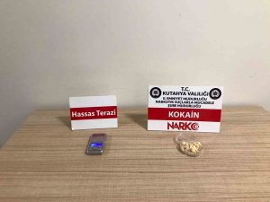 Kütahya’da Uyuşturucu Madde Ticareti Yapan Şahıs Tutuklandı