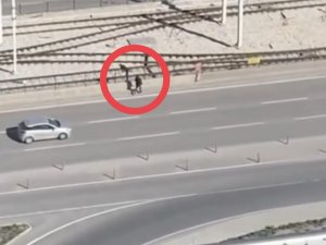 Bursa’da Hırsızlar Canlarını Hiçe Sayarak Mazgalları Böyle Çaldı