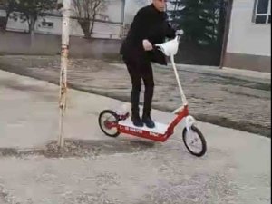Lise Öğrencileri Elektrikli Scooter Yaptı