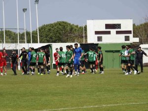 Hakeme Hakaretle Başlayan Gerilimin Ardından Yeşil Saha Ringe Döndü