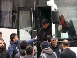 "Çekilişle Cep Telefonu Kazandınız" Diyerek 1,5 Milyon Lira Dolandırdılar