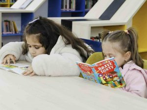 Kitapların Dünyasına Büyük İlgi