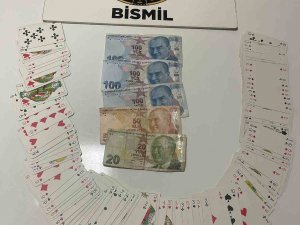 Diyarbakır’da Kumar Oynatan 4 Kişiye 17 Bin Lira Para Cezası
